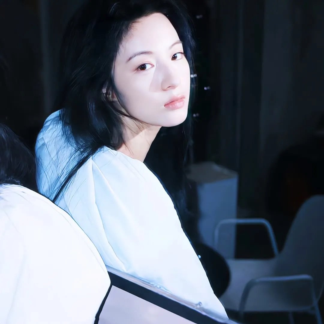 滨河街之春